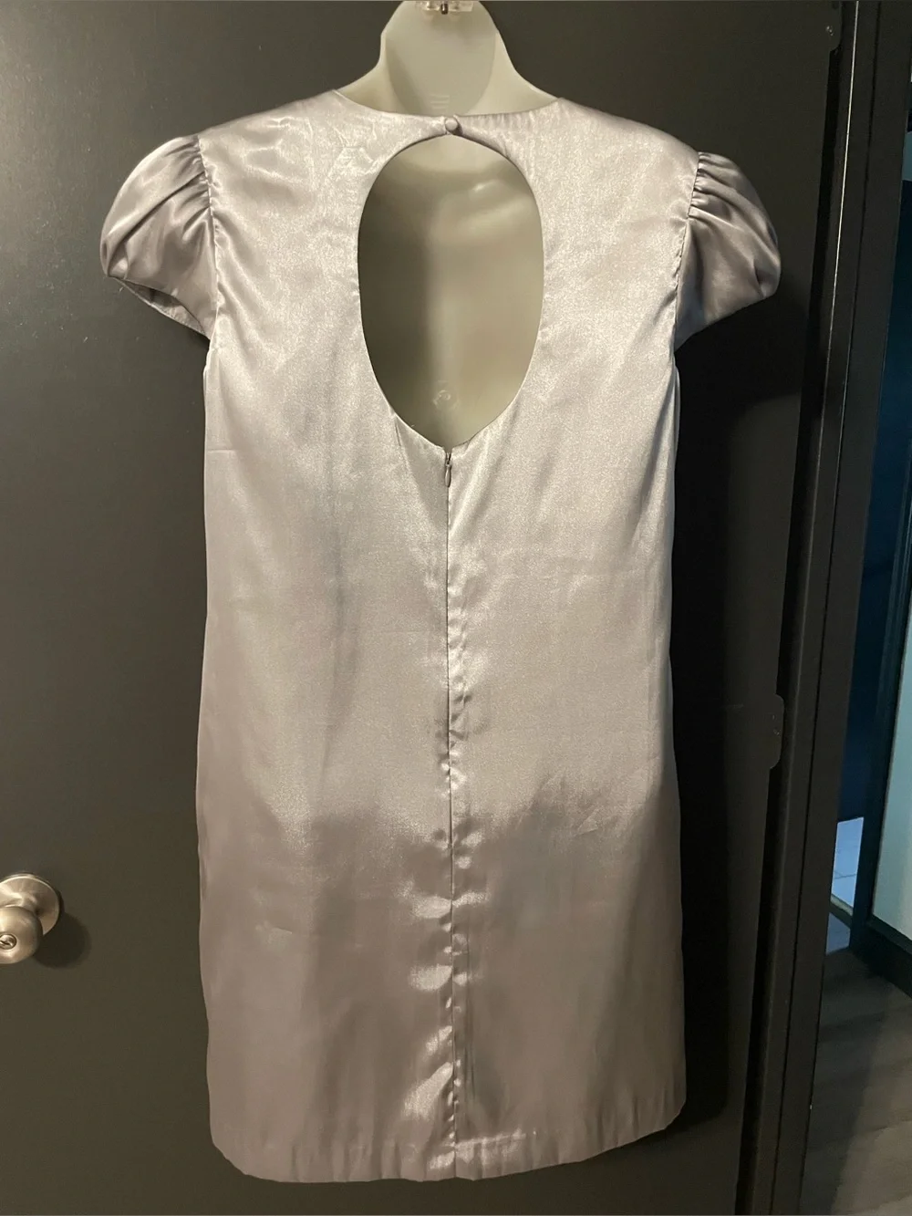 London Times Silver Satin Puff Sleeve Shift Dress Size 6 MCM vibes